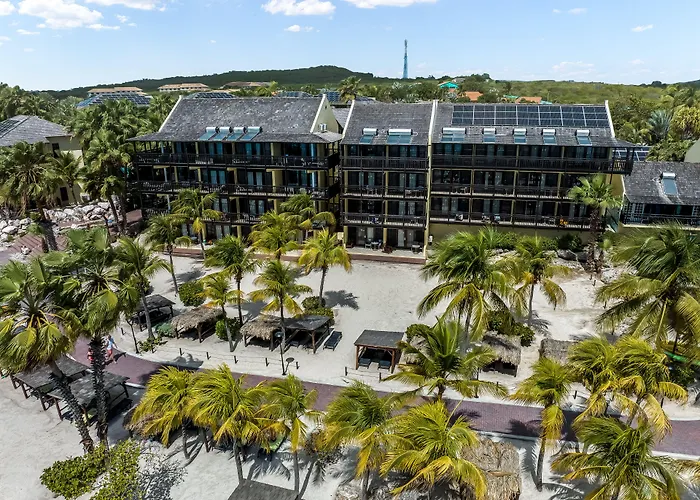 Lionsdive Beach Resort