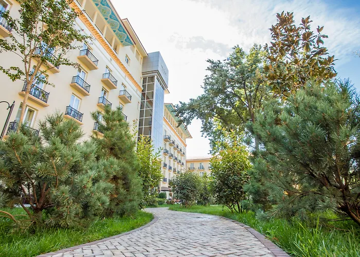 Lotte City Hotels Tashkent Palace