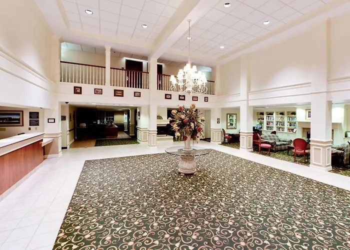 Hawthorn Suites By Wyndham Louisville East