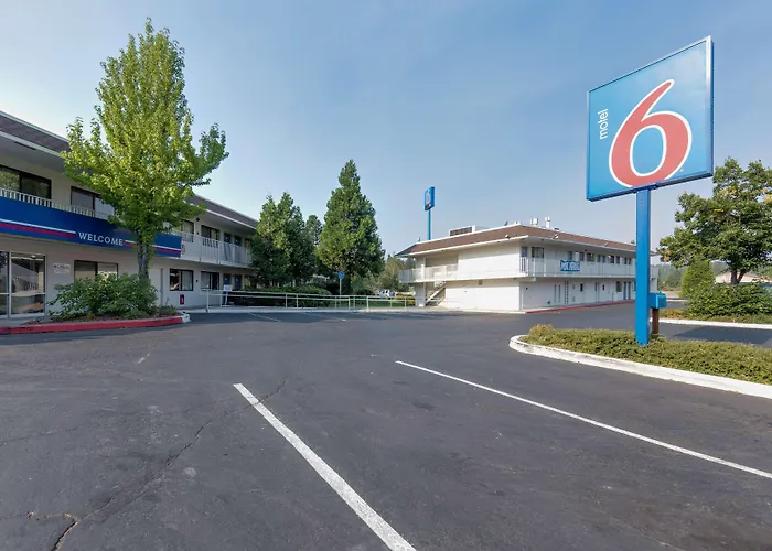 Motel 6 Weed - Mount Shasta