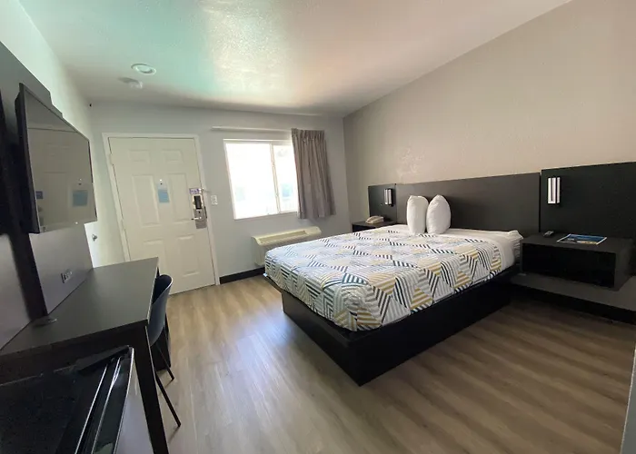 Motel 6-Costa Mesa, Ca