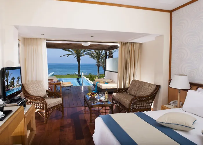 Constantinou Bros Athena Beach Hotel