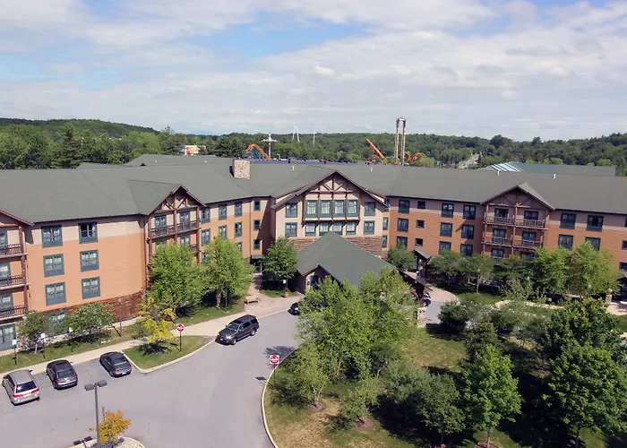 Great Escape Lodge & Indoor Waterpark