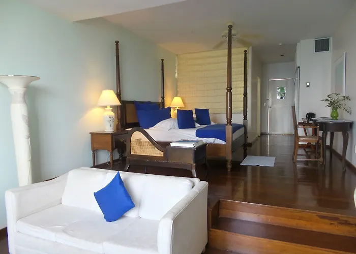 Blue Haven Hotel