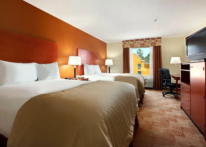 Baymont By Wyndham Savannah I-95