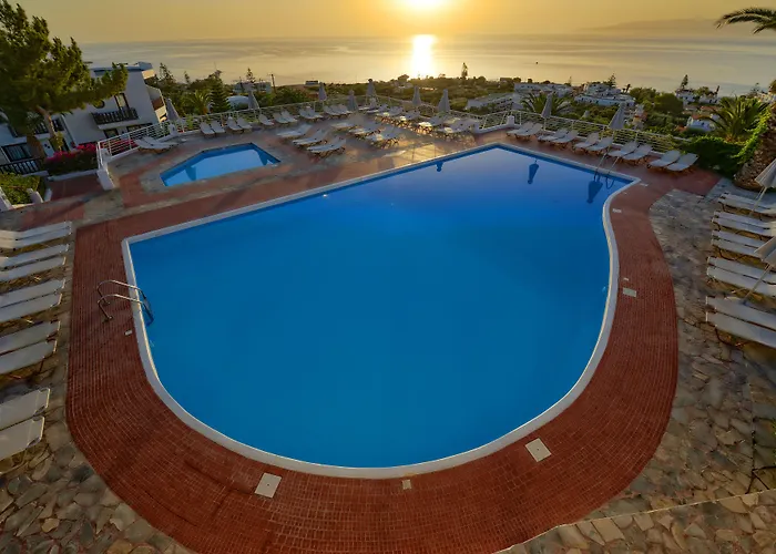 Hersonissos Village Hotel&Bungalows