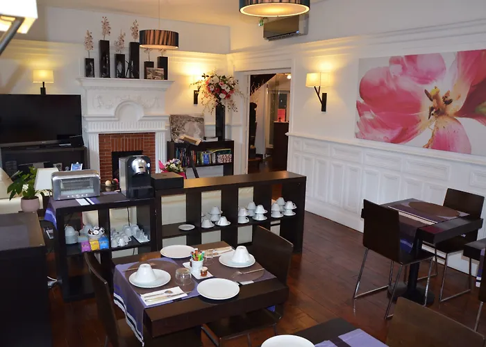 Ama Hotel