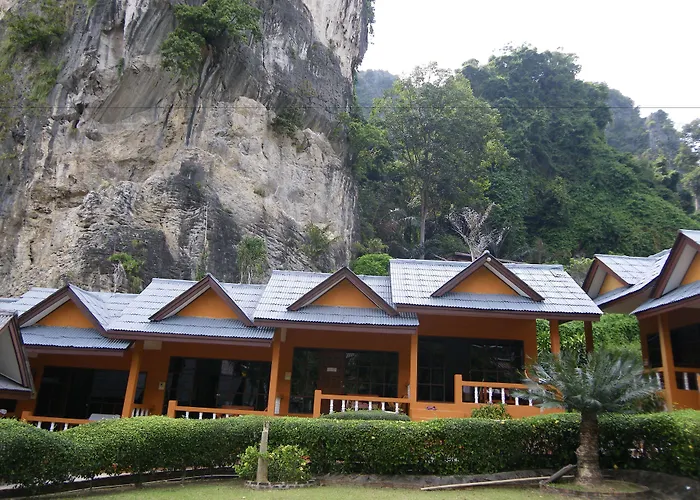 Diamond Cave Resort