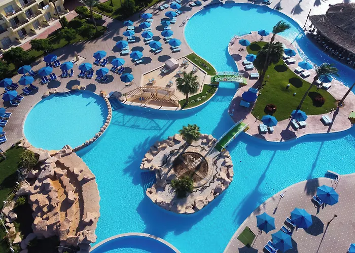 Amwaj Oyoun Resort