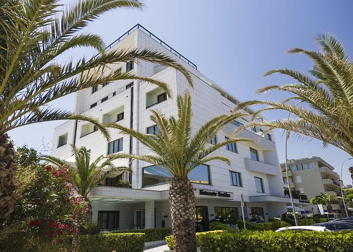 Hotel Royal