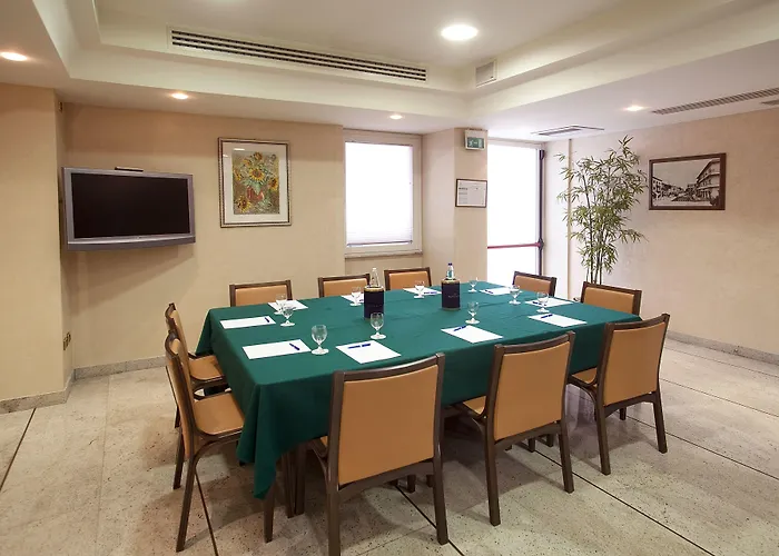 Palace Hotel Civitanova - stazione, centro città e mare