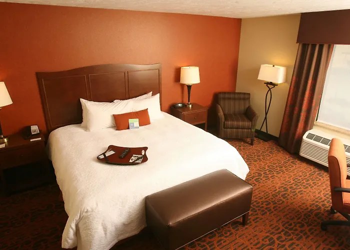 Hampton Inn & Suites Fargo Medical Center