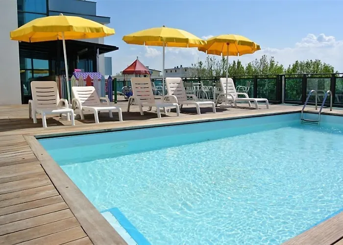 Hotel Mirage