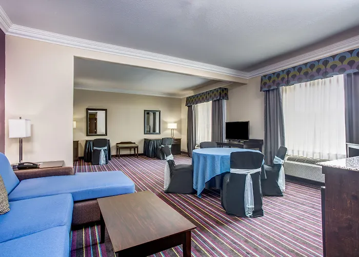 Holiday Inn Express & Suites Raceland - Highway 90 By Ihg