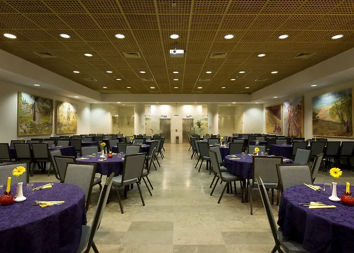 Hotel Poli Urban By Afi Hotels