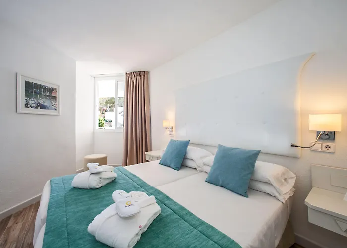 Fergus Style Cala Blanca Suites
