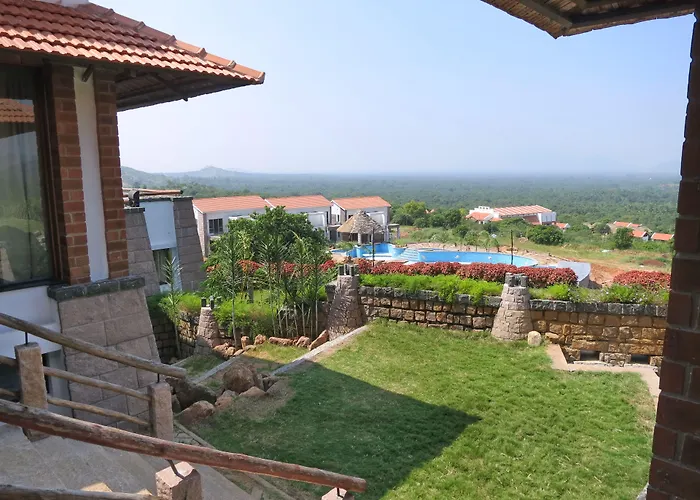 Kadambavanam Ethnic Village Resort