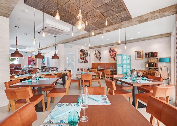 Plaza Santa Ponsa Boutique Hotel - Adults Only