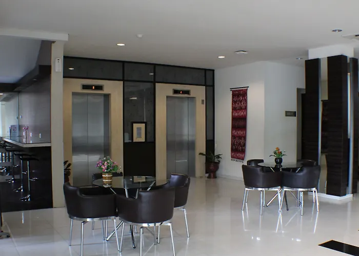 Hotel 88 Embong Kenongo - Kayun By Wh