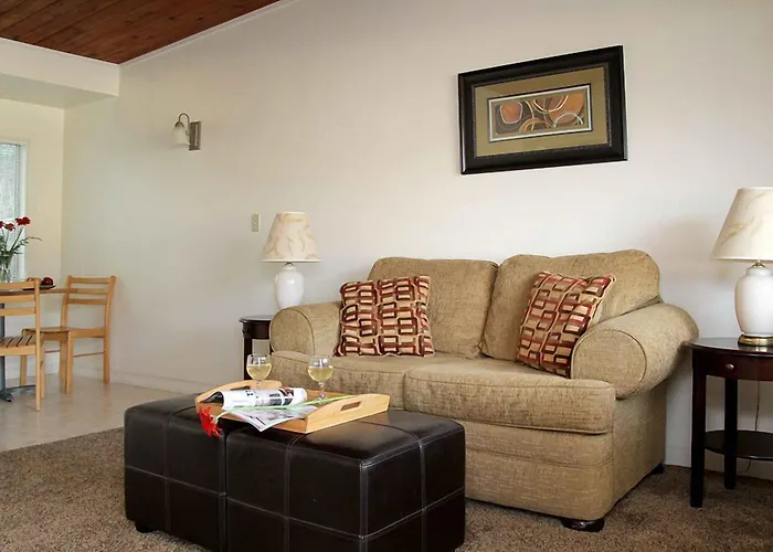 Redwood Suites