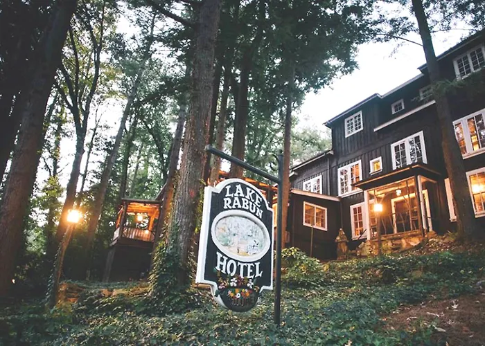 Lake Rabun Hotel