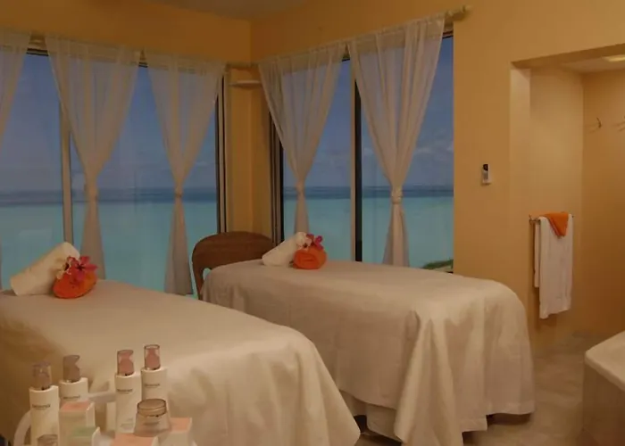 Pompano Beach Club