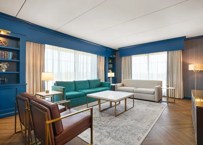 Oak Grove Racing Gaming & Hotel