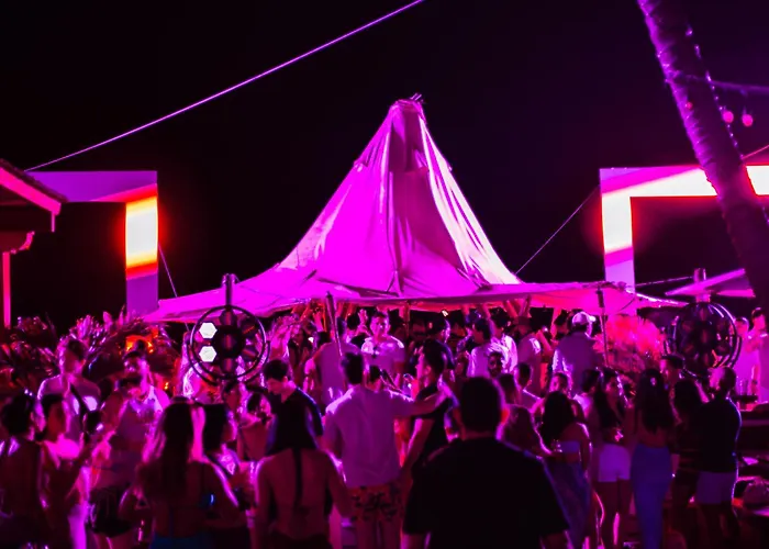 Wala Hotel And Beach Club