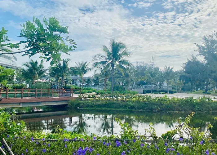 Emerald Ho Tram Resort