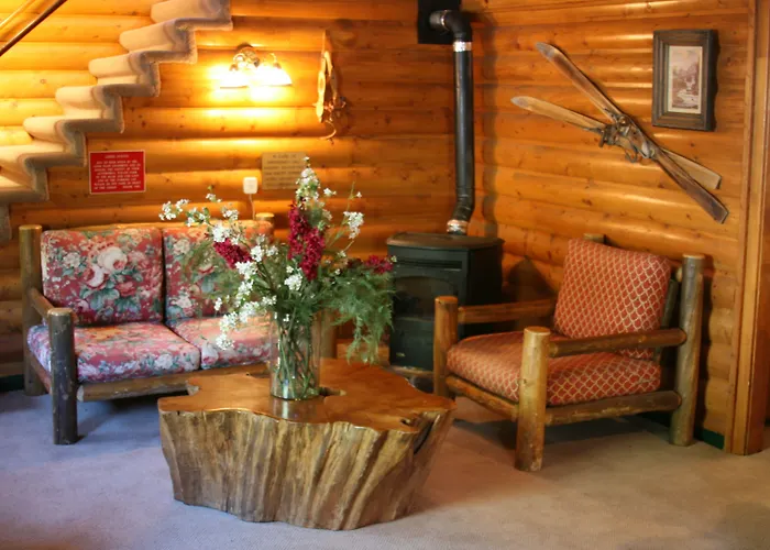 Silver Fork Lodge & Restaurant