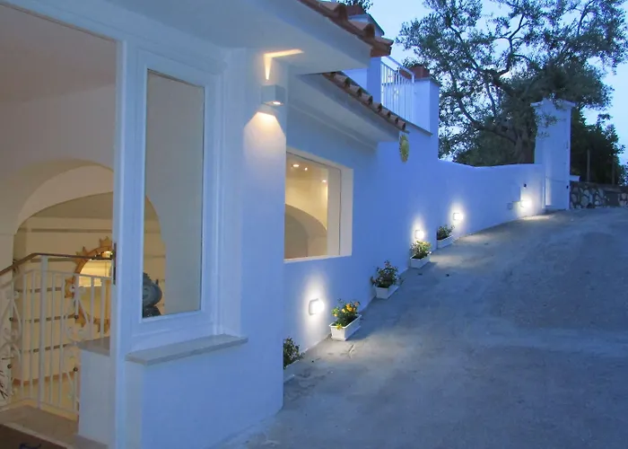 Boutique Hotel Helios (Adults Only)