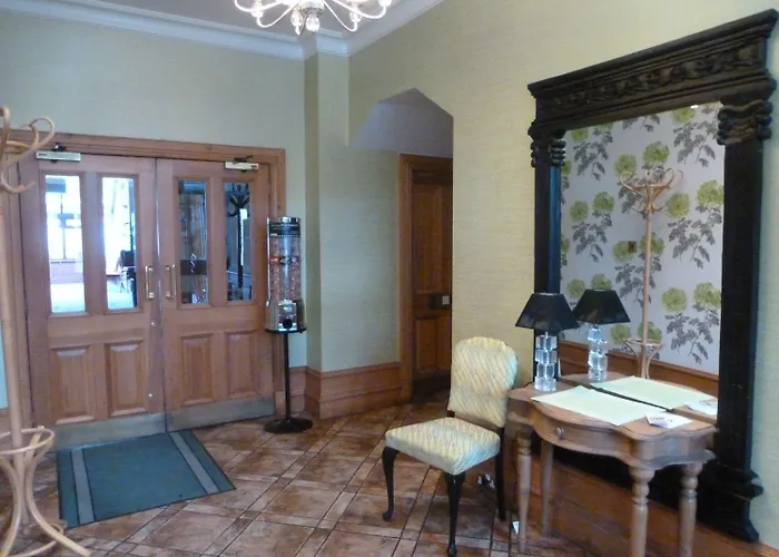 Inn At The Park Hotel