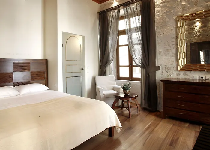 Leo Hotel