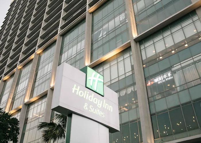 Holiday Inn & Suites Jakarta Gajah Mada By Ihg