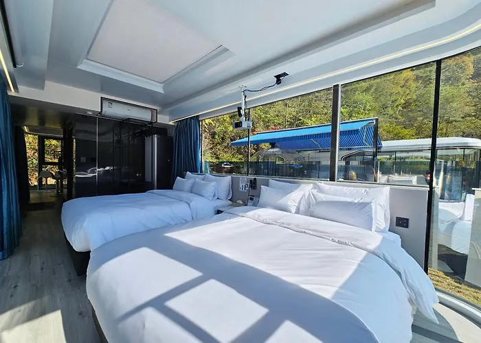 Galaxy X Hotel Type Caravan Glamping & Pension