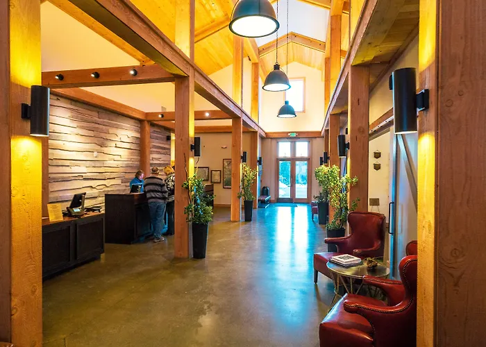 Rush Creek Lodge At Yosemite