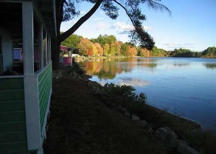 The Cottages At Harvey Lake