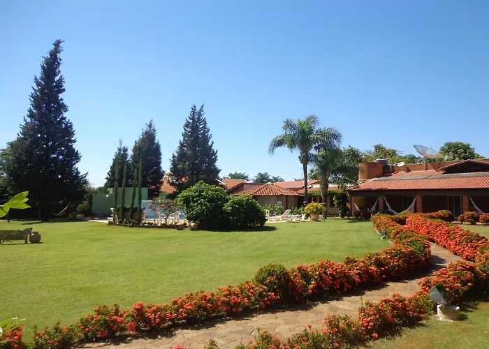 Hotel Pousada Chalé das Flores