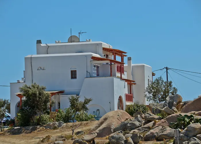 Ydreos Studios & Apartments