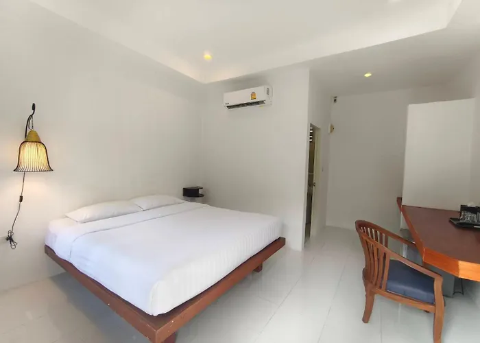 Hacienda Phuket, Patong