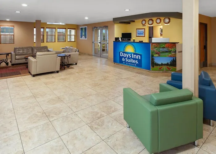 Days Inn & Suites By Wyndham Spokane Airport Airway Heights