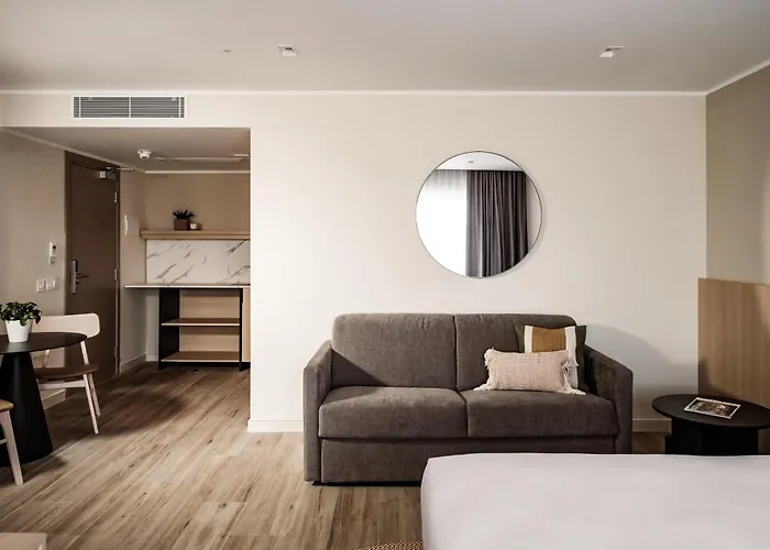Strand Suites By Neu Collective Gzira