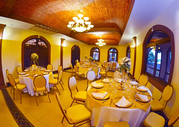 Hotel El Reith Lake