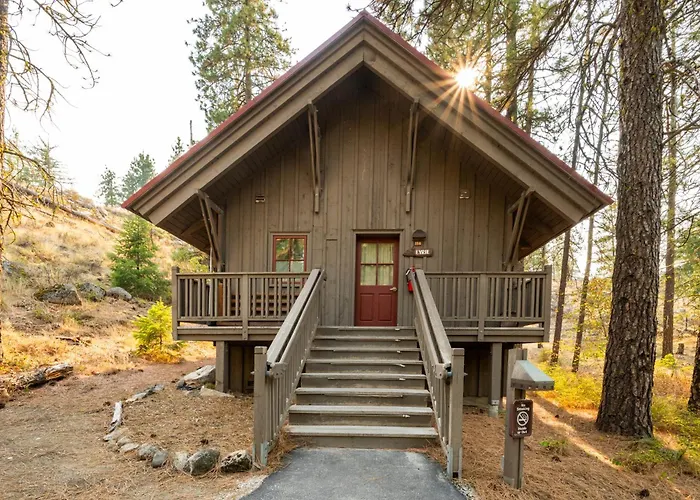 Sleeping Lady Mountain Resort & Spa