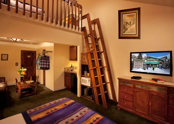 Alpine Village Suites