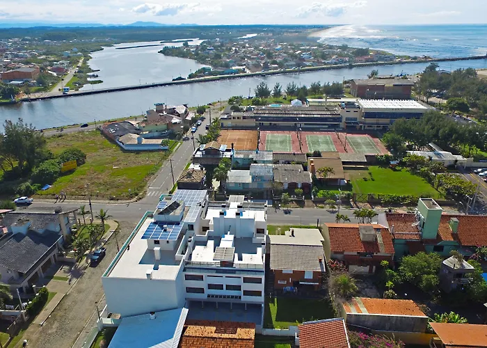 Pousada Molhes da Barra