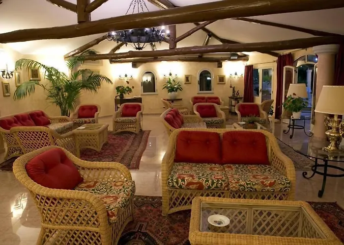 Hotel Porto Pirgos
