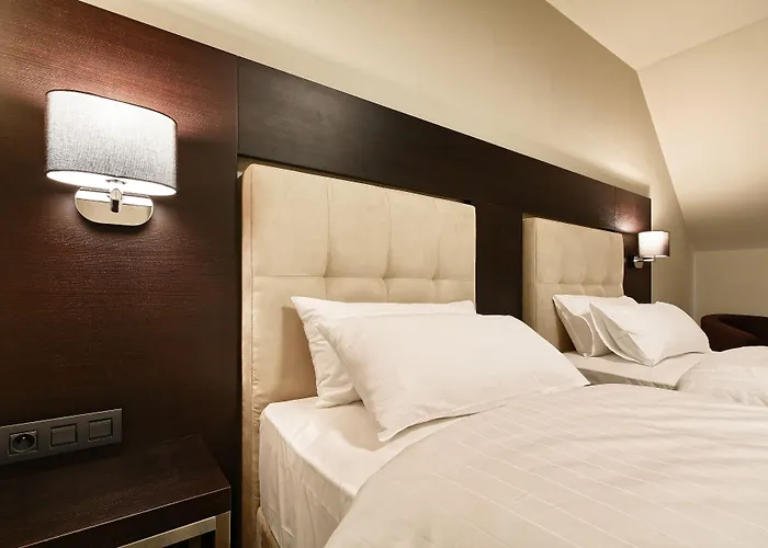 Hotel Victory
