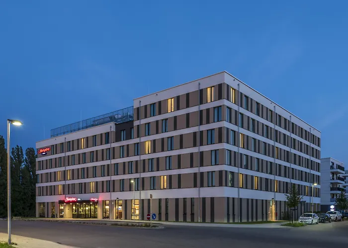 Hampton By Hilton Freiburg Hotel