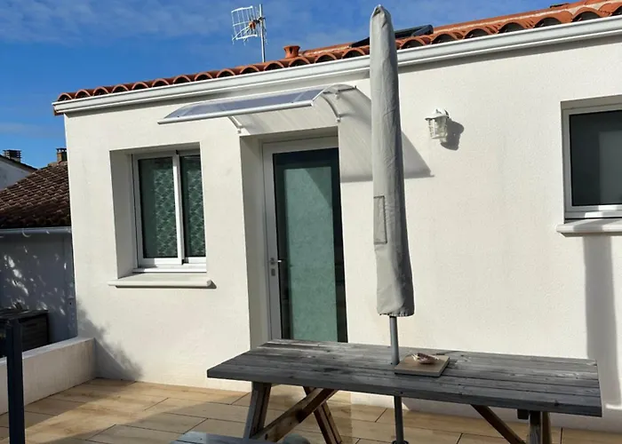 Studio Neuf à 2 pas de la plage